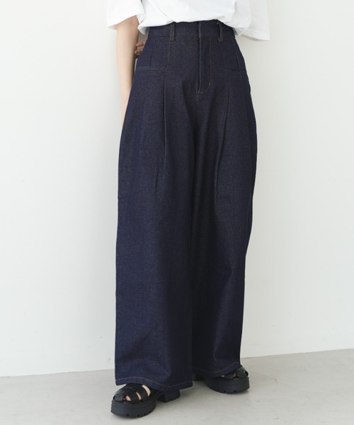 IROHANI(イロハニ)の「バルーンデニムパンツ(デニムパンツ・レディース・ブラック/ネイビー・FREE)」の15枚目の写真