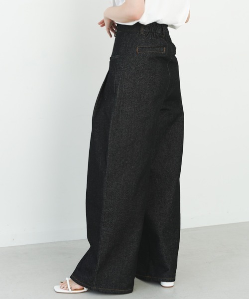 IROHANI(イロハニ)の「バルーンデニムパンツ(デニムパンツ・レディース・ブラック/ネイビー・FREE)」の20枚目の写真