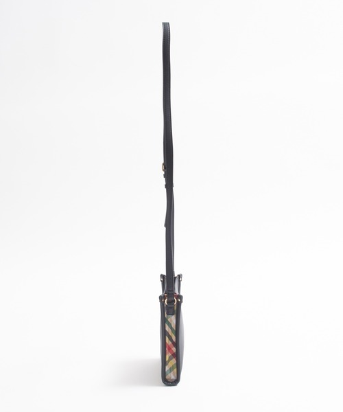 Arnold Palmer(アーノルドパーマー)の「フェイクレザー パーマ―チェック 切替 スマホ ショルダーバッグ(ショルダーバッグ・レディース・ブラウン/ブラック・F)」の5枚目の写真