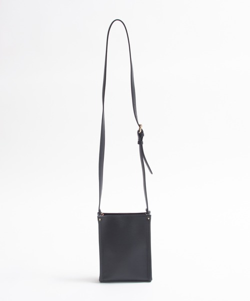 Arnold Palmer(アーノルドパーマー)の「フェイクレザー パーマ―チェック 切替 スマホ ショルダーバッグ(ショルダーバッグ・レディース・ブラウン/ブラック・F)」の4枚目の写真