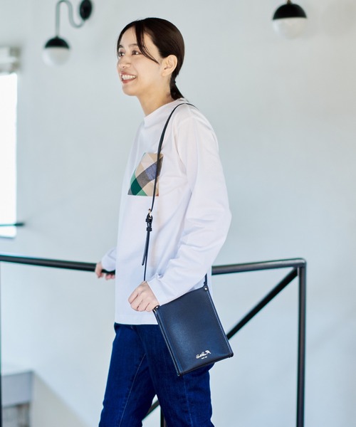 Arnold Palmer(アーノルドパーマー)の「フェイクレザー パーマ―チェック 切替 スマホ ショルダーバッグ(ショルダーバッグ・レディース・ブラウン/ブラック・F)」の12枚目の写真