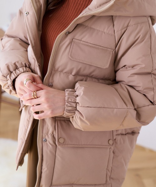 Ada.（エイダ）の「フード付きダウンジャケット（ダウンジャケット