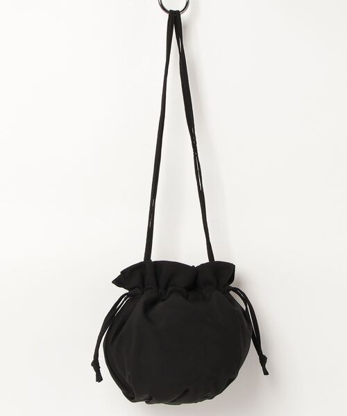 TSURU by Mariko Oikawa（ツルバイマリコオイカワ）の「【Tsuru by Mariko Oikawa/ツルバイマリコオイカワ】Coretta/巾着バッグ/パール（ショルダーバッグ・レディース・ブラック/ホワイト・FREE）」の3枚目の写真