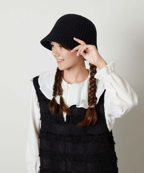 a.v.v（アーヴェヴェ）の「[KIDS]リブニットバケットハット（ハット・キッズ・アイボリー/ブラック・ONESIZE）」の12枚目の写真