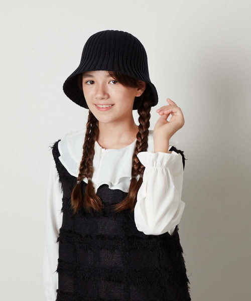 a.v.v（アーヴェヴェ）の「[KIDS]リブニットバケットハット（ハット・キッズ・アイボリー/ブラック・ONESIZE）」の13枚目の写真