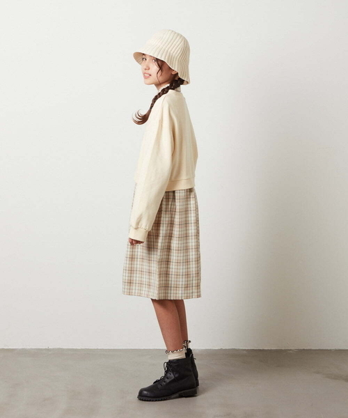 a.v.v（アーヴェヴェ）の「[KIDS]リブニットバケットハット（ハット・キッズ・アイボリー/ブラック・ONESIZE）」の4枚目の写真