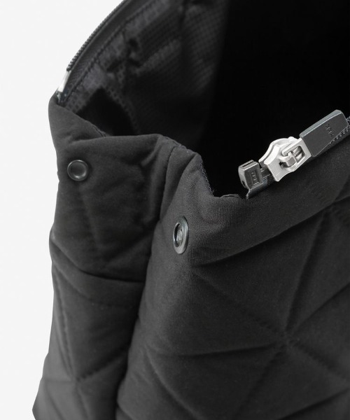 THE NORTH FACE(ザノースフェイス)の「【THE NORTH FACE/ザ ノースフェイス】GEOFACE BOX TOTE(トートバッグ・メンズ・ブラック/グレー/ホワイト/グレー系その他/カーキ/グリーン系その他/アイボリー/ピンク/ブルー・FREE)」の14枚目の写真
