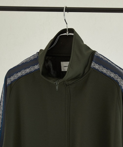EMMA CLOTHES(エマクローズ)の「サイドラインノルディックパターン トラックジャケット(ジャージ・メンズ・ブラウン/ブラック/グレー/グリーン系/グリーン/ブルー・M/L)」の18枚目の写真