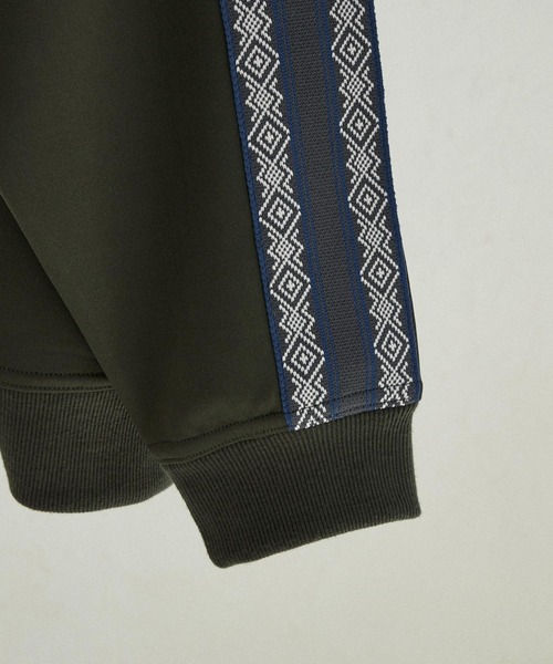 EMMA CLOTHES(エマクローズ)の「サイドラインノルディックパターン トラックジャケット(ジャージ・メンズ・ブラウン/ブラック/グレー/グリーン系/グリーン/ブルー・M/L)」の22枚目の写真
