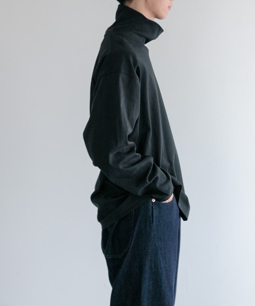 FORK&SPOON(フォークアンドスプーン)の「FORK&SPOON タートルネックカットソー(Tシャツ/カットソー・メンズ・オフホワイト/ブラック・5/4)」の2枚目の写真