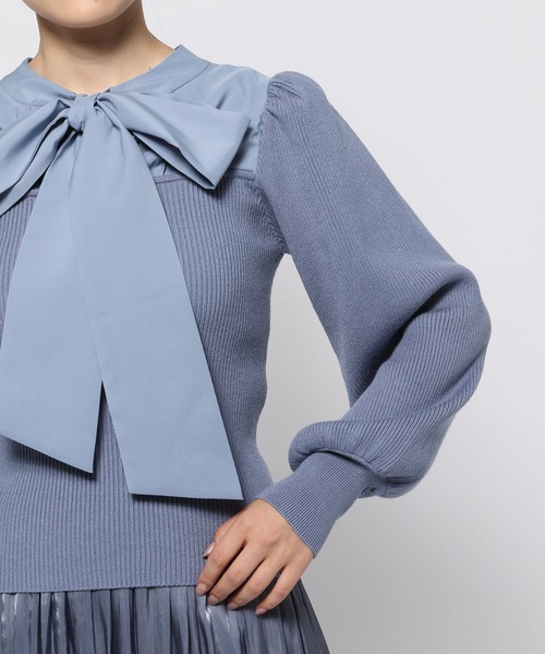 mysty woman（ミスティウーマン）の「ボウタイキリカエ2wayニット　986379（ニット/セーター・レディース・グレイッシュブルー/アイボリー/ブラック・FREE）」の17枚目の写真