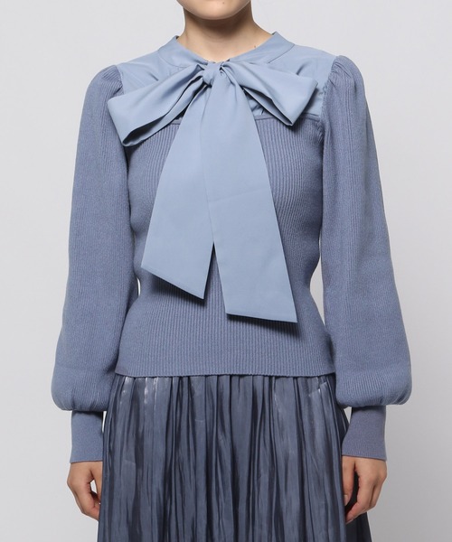 mysty woman（ミスティウーマン）の「ボウタイキリカエ2wayニット　986379（ニット/セーター・レディース・グレイッシュブルー/アイボリー/ブラック・FREE）」の11枚目の写真