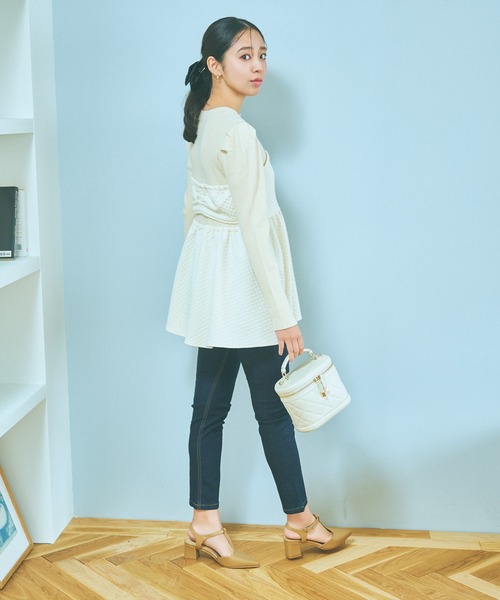 mysty woman(ミスティウーマン)の「カットジャガードペプラムプルオーバー 985724(Tシャツ/カットソー・レディース・アイボリー/ブラック/グレー系その他・FREE)」の5枚目の写真