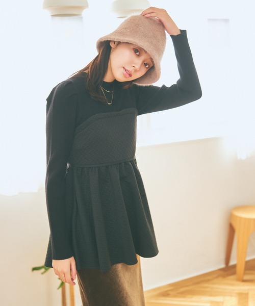 mysty woman(ミスティウーマン)の「カットジャガードペプラムプルオーバー 985724(Tシャツ/カットソー・レディース・アイボリー/ブラック/グレー系その他・FREE)」の13枚目の写真