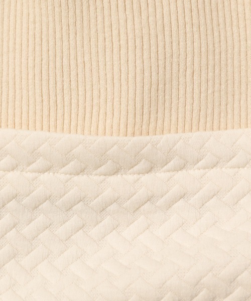 mysty woman(ミスティウーマン)の「カットジャガードペプラムプルオーバー 985724(Tシャツ/カットソー・レディース・アイボリー/ブラック/グレー系その他・FREE)」の22枚目の写真