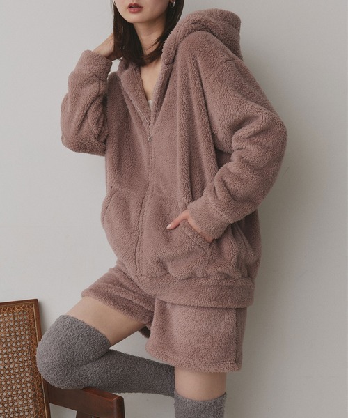 ad thie（アドティエ）の「ボア パーカー＆ショートパンツ ルームウェア セットアップ（ルームウェア/パジャマ・レディース・ブルー/ミント/オフホワイト/ピンク/ブラック/チャコール/ナチュラル/ネイビー・FREE）」の8枚目の写真