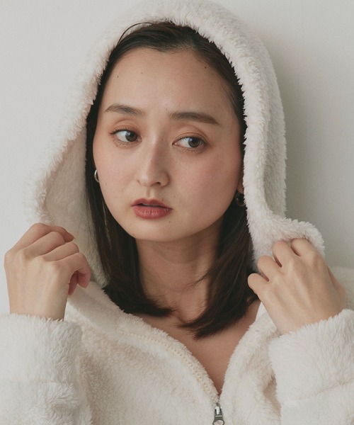 ad thie（アドティエ）の「ボア パーカー＆ショートパンツ ルームウェア セットアップ（ルームウェア/パジャマ・レディース・ブルー/ミント/オフホワイト/ピンク/ブラック/チャコール/ナチュラル/ネイビー・FREE）」の15枚目の写真