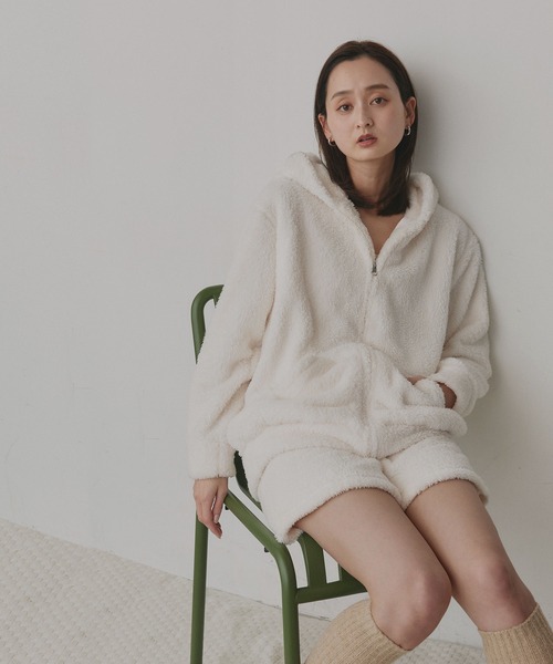 ad thie（アドティエ）の「ボア パーカー＆ショートパンツ ルームウェア セットアップ（ルームウェア/パジャマ・レディース・ブルー/ミント/オフホワイト/ピンク/ブラック/チャコール/ナチュラル/ネイビー・FREE）」の17枚目の写真