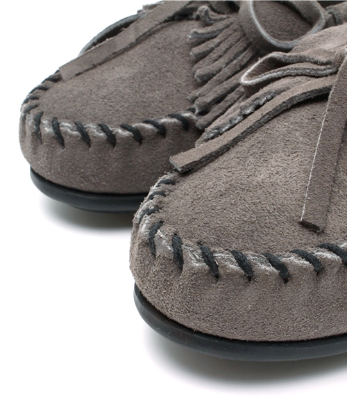 Minnetonka（ミネトンカ）の「モカシンシューズ（モカシン/デッキシューズ・レディース・グレー/ピンク・6/7/5/5.5/6.5）」の7枚目の写真