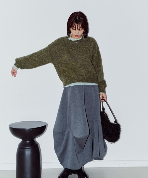 LIENCOEUR（リアンクール）の「モヘアクルーネックトップス（ニット/セーター・レディース・グリーン/オリーブ/ブルー/グレイッシュベージュ/ネイビー/ベージュ・FREE）」の4枚目の写真