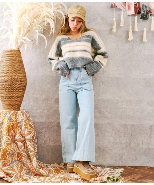 anap mimpi（アナップミンピ）の「Vネック ボーダー 起毛 ニット（ニット/セーター・レディース・ダークグレー/ベージュ・FREE）」の7枚目の写真