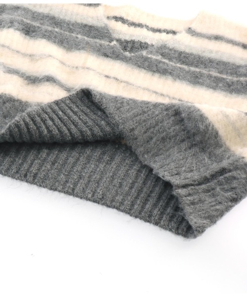 anap mimpi（アナップミンピ）の「Vネック ボーダー 起毛 ニット（ニット/セーター・レディース・ダークグレー/ベージュ・FREE）」の18枚目の写真
