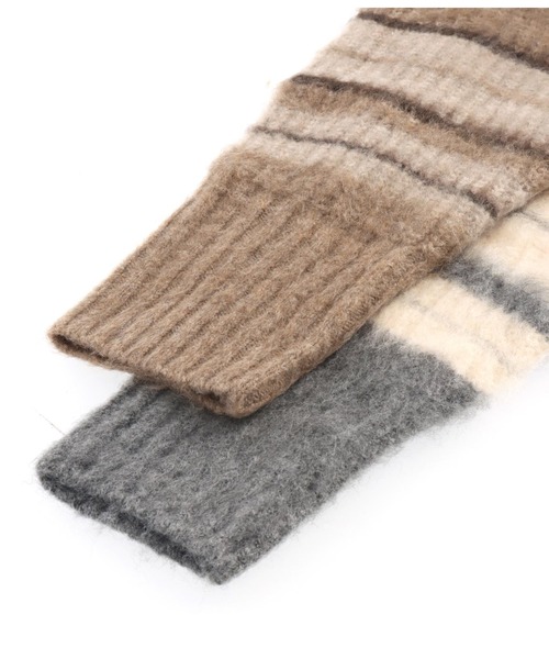 anap mimpi（アナップミンピ）の「Vネック ボーダー 起毛 ニット（ニット/セーター・レディース・ダークグレー/ベージュ・FREE）」の19枚目の写真