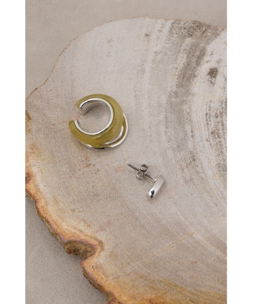 AZUL by moussy(アズールバイマウジー)の「コンビネーションリングイヤーカフセット(ピアス(両耳用)・レディース・アイボリー/ライトグリーン・FREE)」の10枚目の写真