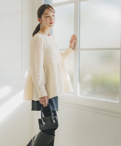 coca(coca)(コカ)の「クリンクルダイヤキルトブラウス(シャツ/ブラウス・レディース・アイボリー/ブラック・M/L)」の11枚目の写真