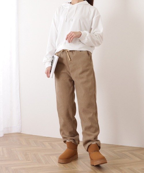DAYRA(デイラ)の「裏起毛コーデュロイストレートイージーパンツ(その他パンツ・レディース・ダークグレー/ベージュ/ブラック・M/XL)」の15枚目の写真