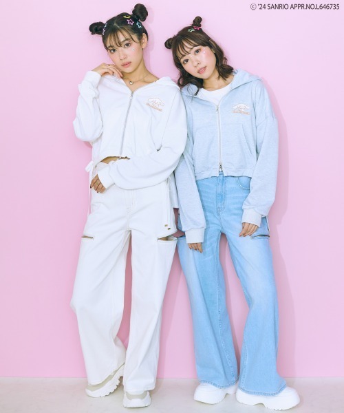 marun(マルン)の「<大きいサイズ> シナモロールクロップド丈パーカー marun(パーカー・レディース・ホワイト/グレー・L/LL/3L/4L/5L)」の7枚目の写真