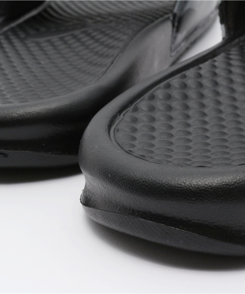 NIKE(ナイキ)の「ユニセックス ナイキ ベナッシ シャワーサンダル カモフラ NIKE BENASSI JDI PRINT 631261(ビーチサンダル・レディース・ブラック/グリーン/ネイビー・23cm/27cm/26cm/28cm/24cm)」の9枚目の写真