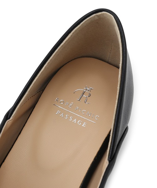 ROPE' PICNIC(ロペピクニック)の「【新色追加】スクエアトゥセンターシーム甲深バブーシュ(パンプス・レディース・ベージュ/ブラック/キナリ/ゴールド/ブラック系その他・23.0cm/24.5cm/23.5cm/25.0cm/24.0cm)」の19枚目の写真