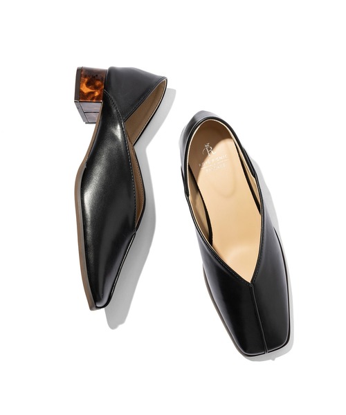 ROPE' PICNIC(ロペピクニック)の「【新色追加】スクエアトゥセンターシーム甲深バブーシュ(パンプス・レディース・ベージュ/ブラック/キナリ/ゴールド/ブラック系その他・23.0cm/24.5cm/23.5cm/25.0cm/24.0cm)」の21枚目の写真