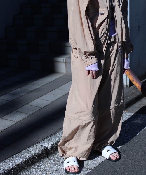 G.V.G.V.(ジーヴィージーヴィー)の「SHOWER SANDALS(サンダル・レディース・ホワイト・24/25/26)」の3枚目の写真