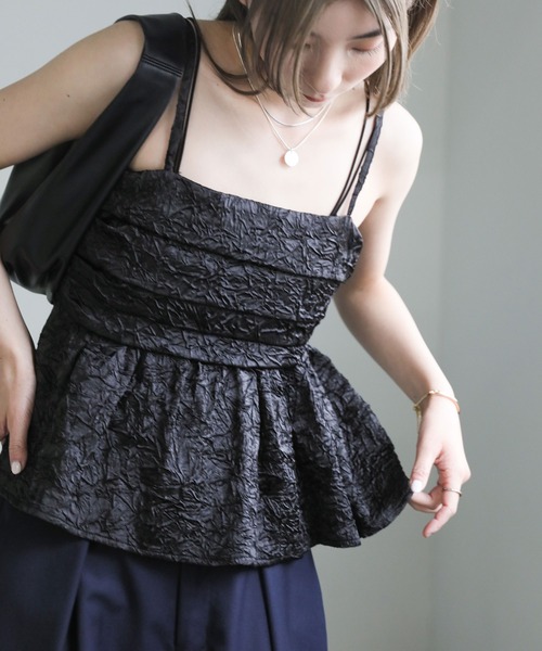 select MOCA（セレクトモカ）の「【ZOZO限定】ジャガードシャーリングキャミソールビスチェ（ベスト・レディース・カーキ/ブラック・FREE）」の22枚目の写真