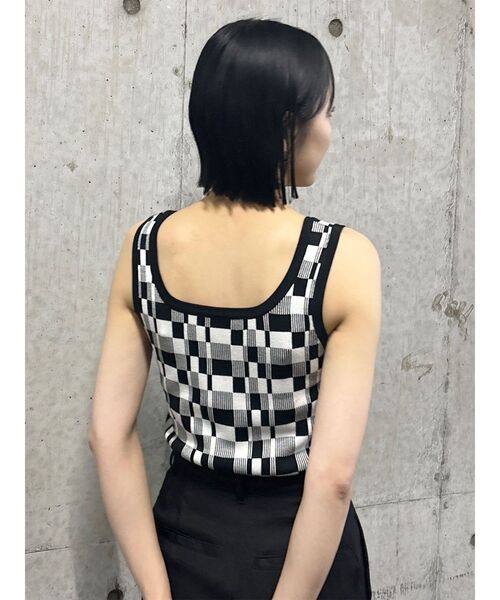 MURUA（ムルーア）の「ジオメタンクトップ（タンクトップ・レディース・ブラック/レッド/ピンク・FREE）」の16枚目の写真