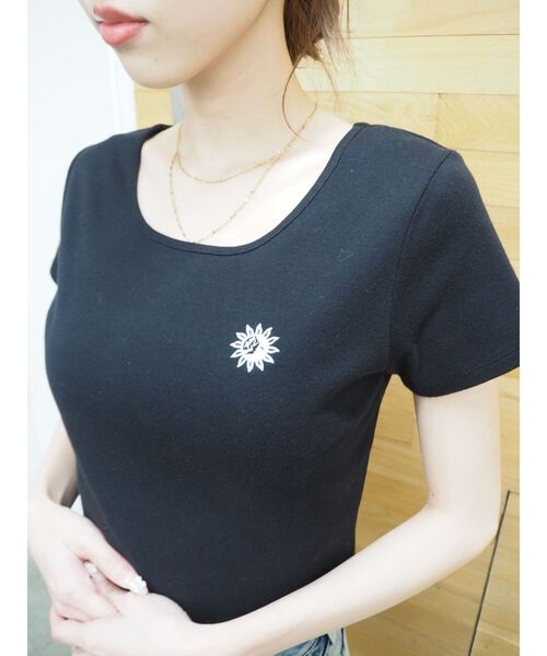 EVRIS（エヴリス）の「SUNNYショートTシャツ（Tシャツ/カットソー・レディース・その他1/ホワイト/ブルー/グレー/ブラック・FREE）」の21枚目の写真