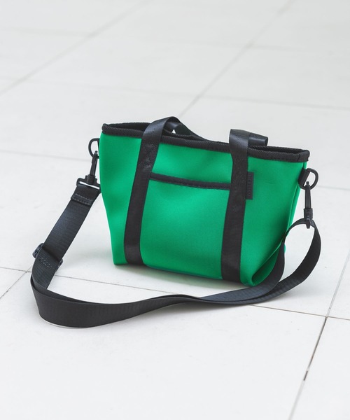 HEREIAM（ヘレイアム）の「【HEREIAM】ダイバーマテリアルBAG（ショルダーバッグ・レディース・グリーン/カーキ/ブラック/ブルー・FREE）」の3枚目の写真