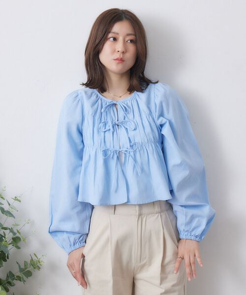 RETRO GIRL(レトロガール)の「フロントリボンBL(シャツ/ブラウス・レディース・ブルー/オフホワイト/ベージュ・FREE)」の13枚目の写真