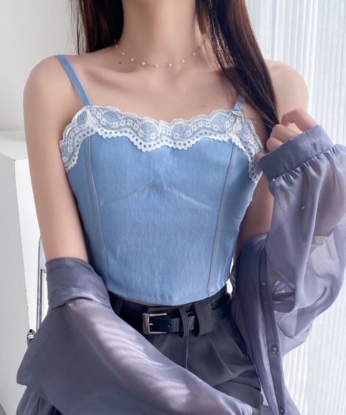 Diosfront(ディオスフロント)の「レースドッキングデニムショートキャミ(キャミソール・レディース・ライトブルー/ブラック/ネイビー・FREE)」の3枚目の写真