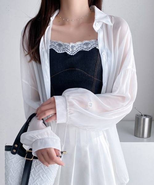 Diosfront(ディオスフロント)の「レースドッキングデニムショートキャミ(キャミソール・レディース・ライトブルー/ブラック/ネイビー・FREE)」の4枚目の写真