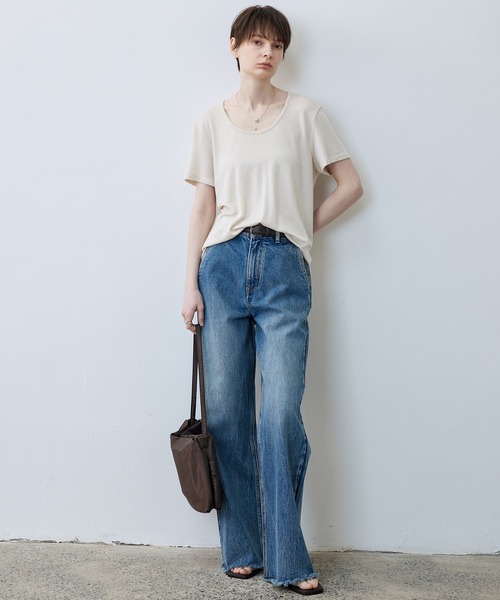 tageechita（タジチタ）の「【tageechita】ニュアンスドレープ ソフトUネックTシャツ（Tシャツ/カットソー・レディース・ブラウン/ライトグレー・S/M/L）」の5枚目の写真