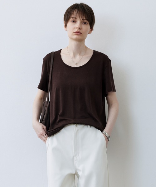 tageechita（タジチタ）の「【tageechita】ニュアンスドレープ ソフトUネックTシャツ（Tシャツ/カットソー・レディース・ブラウン/ライトグレー・S/M/L）」の7枚目の写真