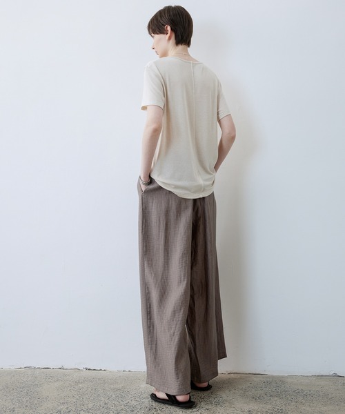 tageechita（タジチタ）の「【tageechita】ニュアンスドレープ ソフトUネックTシャツ（Tシャツ/カットソー・レディース・ブラウン/ライトグレー・S/M/L）」の19枚目の写真