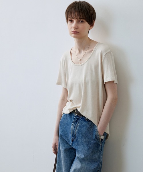 tageechita（タジチタ）の「【tageechita】ニュアンスドレープ ソフトUネックTシャツ（Tシャツ/カットソー・レディース・ブラウン/ライトグレー・S/M/L）」の17枚目の写真