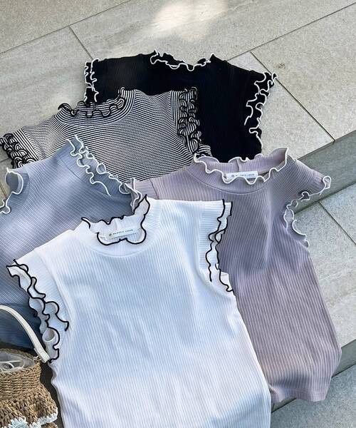 MAJESTIC LEGON（マジェスティックレゴン）の「ノースリフリルメロウリブトップス（Tシャツ/カットソー・レディース・ブルー/アイボリー/ブラック系その他/グレイッシュベージュ/ブラック・MEDIUM）」の8枚目の写真