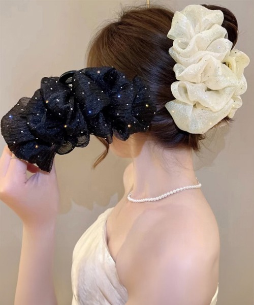 Miniministore（ミニミニストア）の「バンスクリップ 大きめ ヘアアクセサリー（バレッタ/ヘアクリップ・レディース・ブラック/アイボリー・FREE）」の5枚目の写真