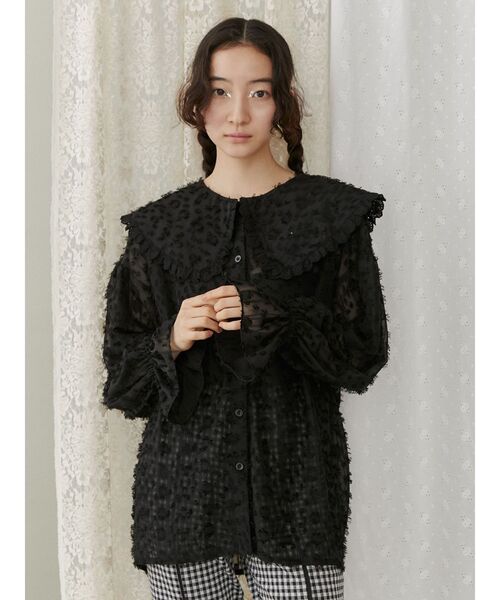 merry jenny（メリージェニー）の「fluffy stripeフリルカラーブラウス（シャツ/ブラウス・レディース・アイボリー/ブラック/オフホワイト・FREE）」の5枚目の写真