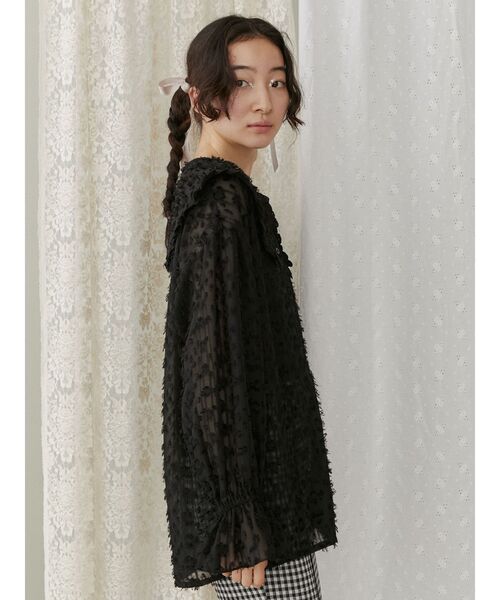 merry jenny（メリージェニー）の「fluffy stripeフリルカラーブラウス（シャツ/ブラウス・レディース・アイボリー/ブラック/オフホワイト・FREE）」の7枚目の写真
